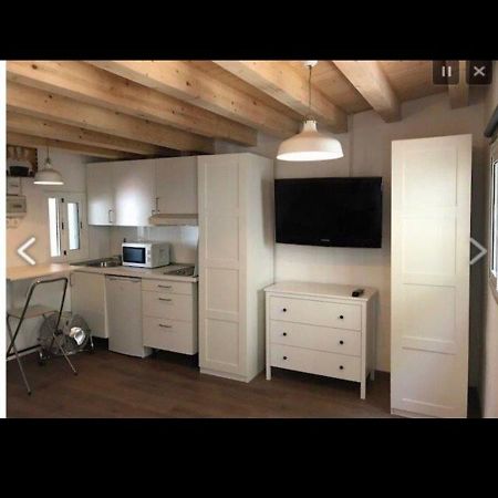巴塞罗那Mini Piso Con Escaleras公寓 外观 照片